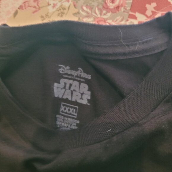 Star Wars T-shirt - Picture 2 of 5